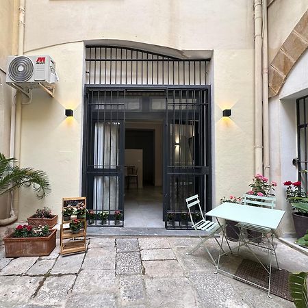 Massimo Boutique Apartment Palerme Extérieur photo